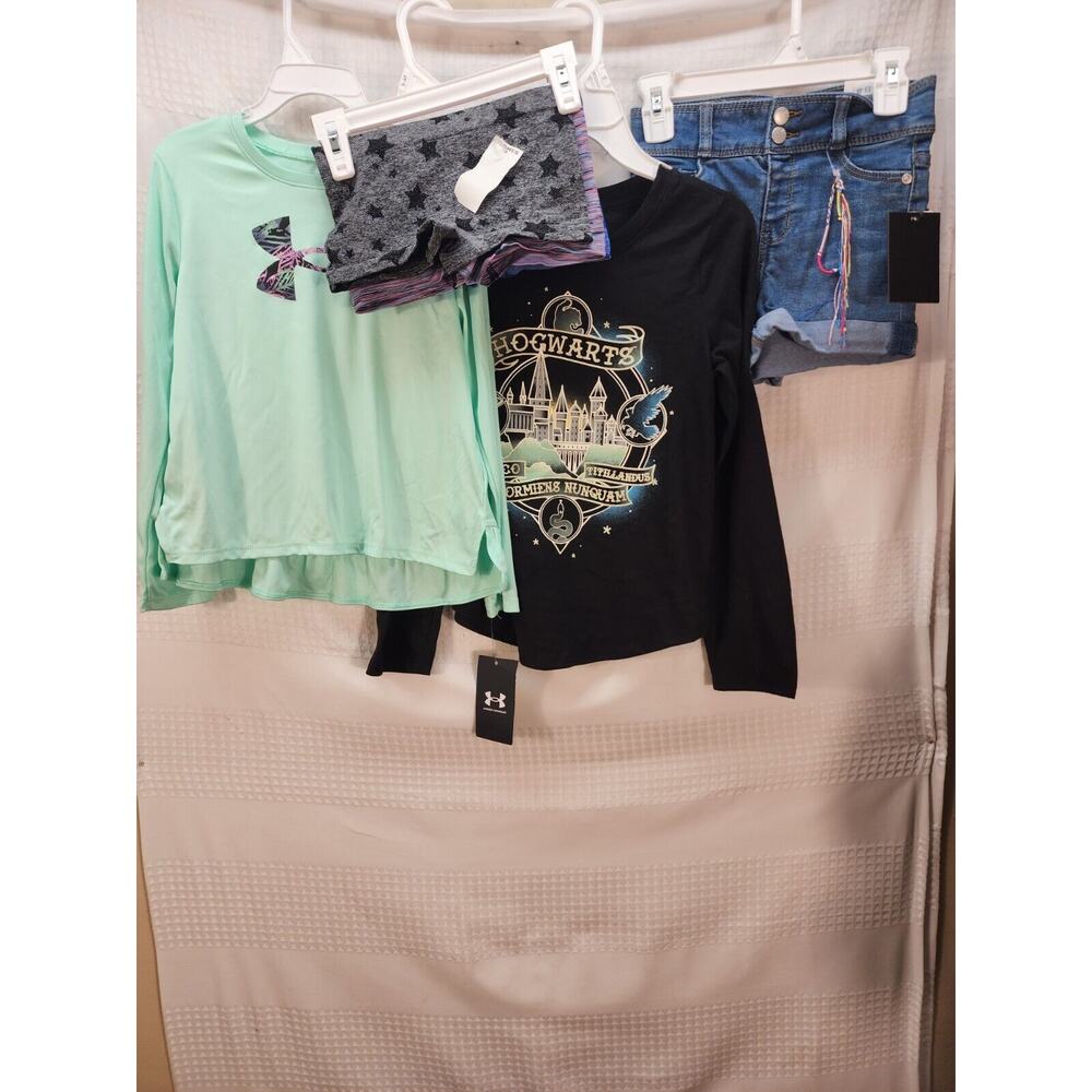 Under Armour Girls Clothing Bundle Size 6-8 T-Shirt Shorts Underwear 4213